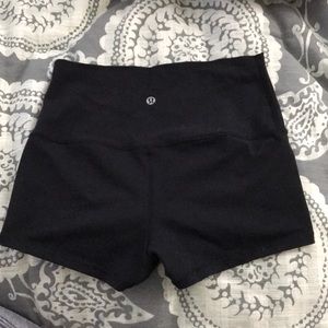 High wasted lululemon reversible short
